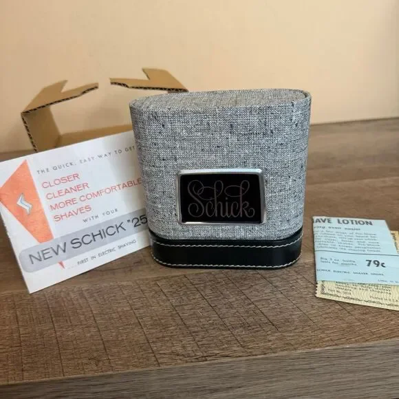 vintage Schick 25 electric shaver complete with original case and advertisements - Picture 3 of 6